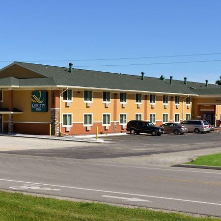 Quality Inn Эпплтон Экстерьер фото