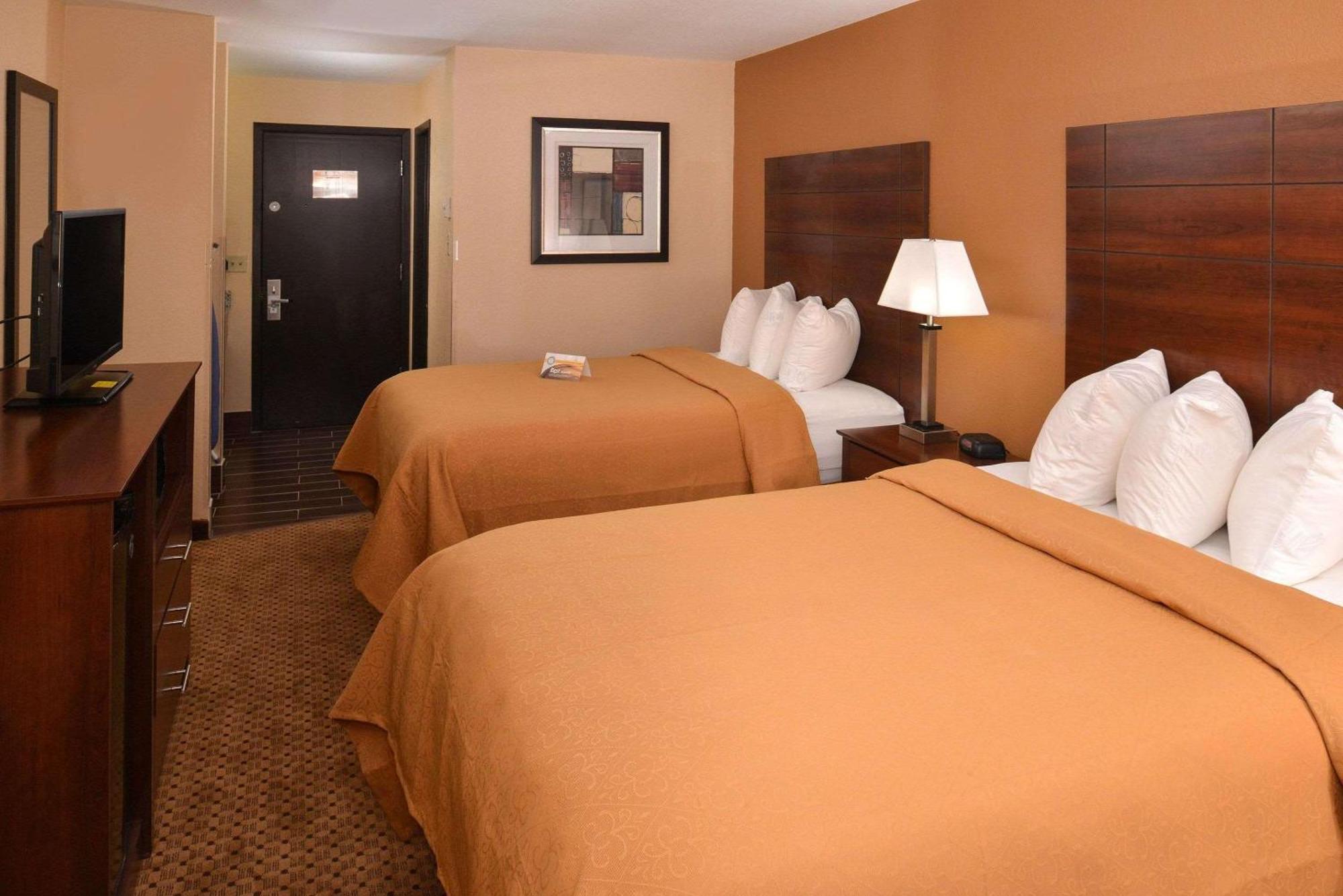 Quality Inn Эпплтон Экстерьер фото